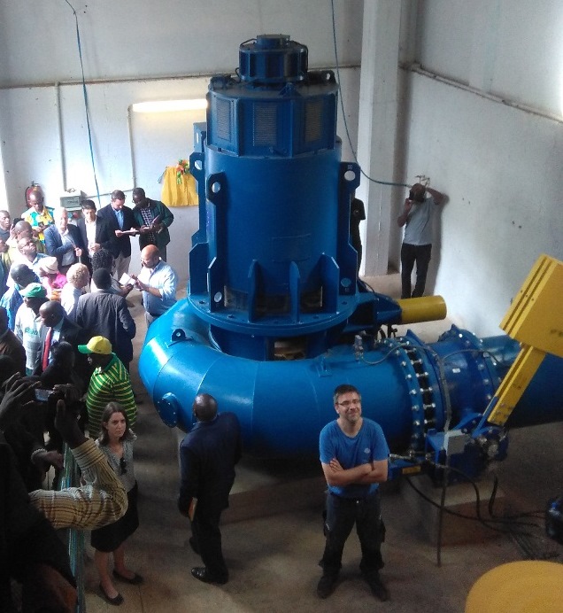 Nuova turbina idroelettrica da 350KW nel villaggio di Ikondo