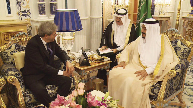 Cooperazione economica e culturale bilaterale tra gli obiettivi della visita ministro Gentiloni in Arabia Saudita