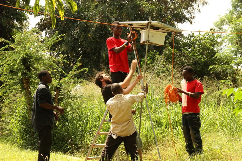 L'Unione Europea sostiene la Tanzania per l'elettrificazione rurale