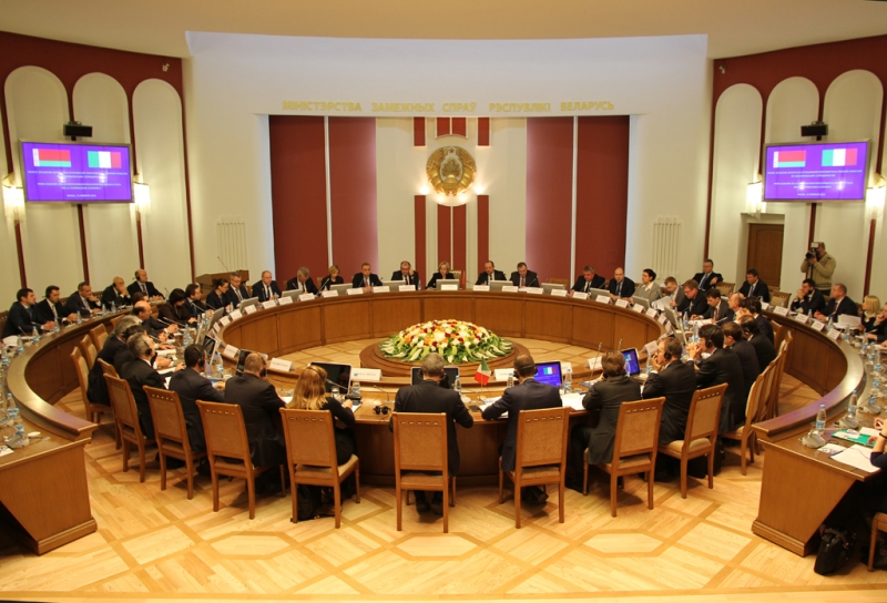 Minsk - II Sessione della Commissione Mista per la cooperazione economica e Business Forum italo-bielorusso