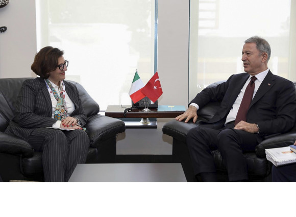 Turchia: visita ufficiale del Ministro Elisabetta Trenta in occasione della fiera IDEF 2019